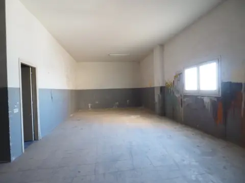 Local comercial en Carrer de Josep Umbert