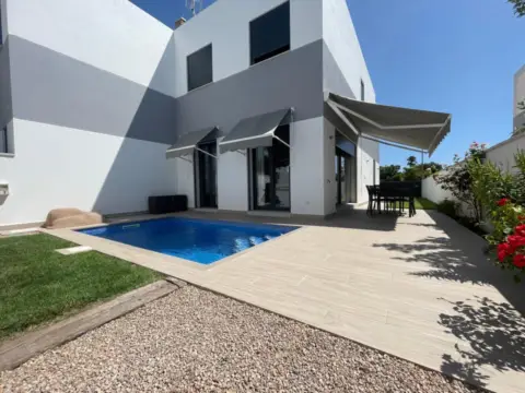 Chalet pareado en Carrer del Mas del Vidalet