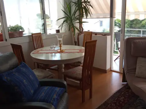 Piso en Avinguda de Tomàs Lluís de Victoria