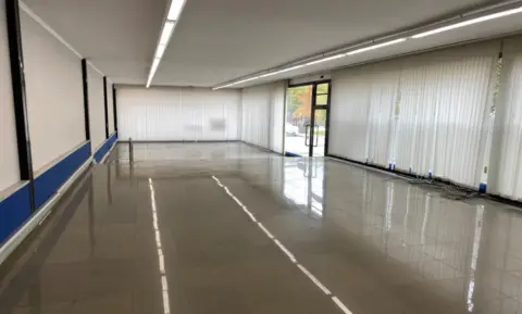 Local comercial en Passeig dels Til·lers, 2