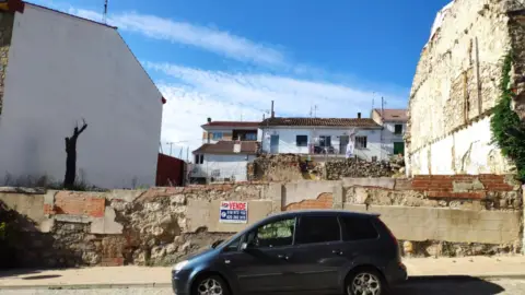 Terreno en calle de los Molinillo