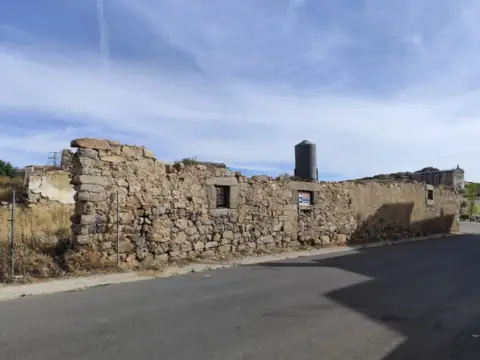 Terreno en calle de los Molinillo