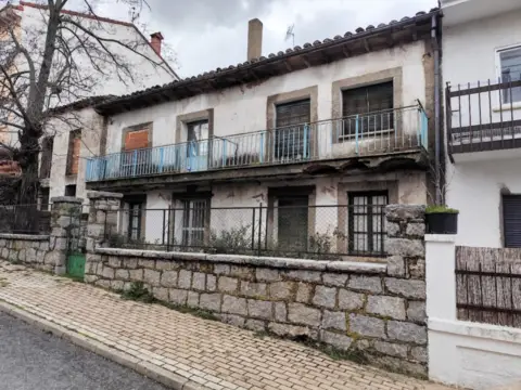Casa en calle de la Bardera