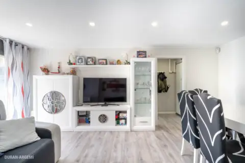 Piso en Rambla de Sant Nebridi