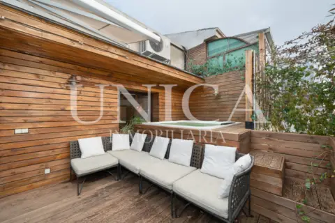 Ático en calle de Alustante