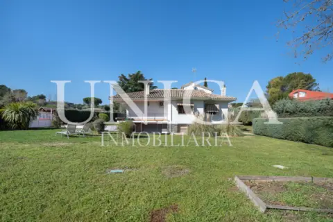 Casa en Paseo de Pelaya, 3