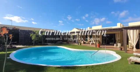 Chalet en calle Central