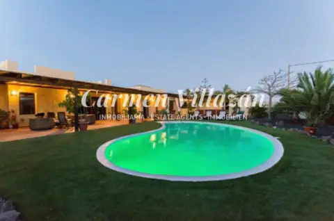 Chalet en calle Central