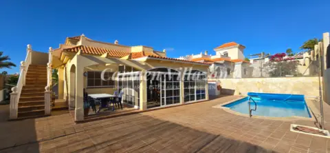 Chalet en calle de la Luna