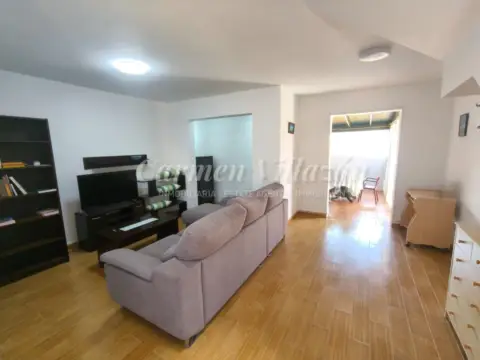 Casa pareada en calle Los Naranjos