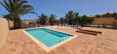 Chalet en calle Trillo