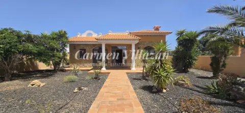 Chalet en calle Trillo