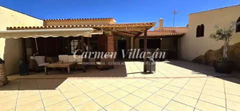 Chalet en calle Verol