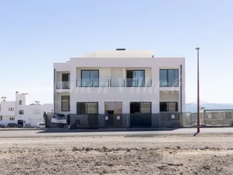 Estudio en calle La Juanita Morales
