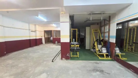 Local comercial en calle de la Duquesa de la Victoria