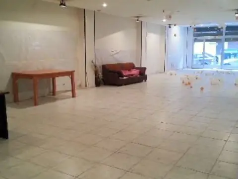 Local comercial en calle del Doctor Múgica