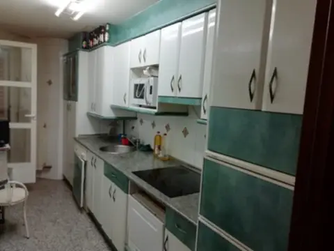 Piso en calle de María Teresa Gil de Gárate