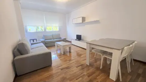 Piso en Portillejo-Valdegastea