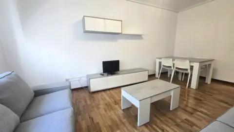 Piso en Portillejo-Valdegastea