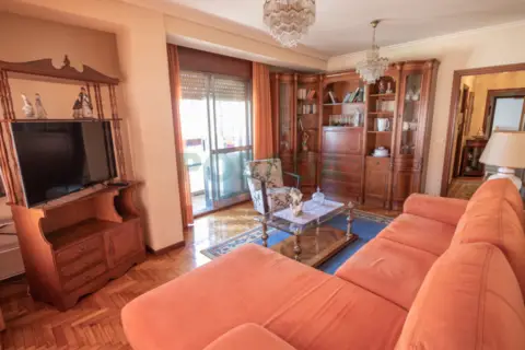 Piso en calle del Escultor Gregorio Fernández