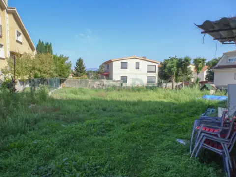 Terreno en calle de Carrasqueira