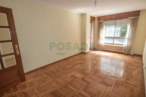 Piso en calle de Simón Bolívar