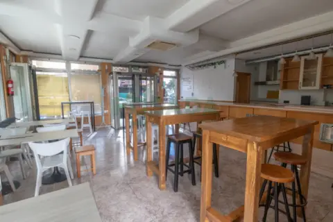 Local comercial en calle de la Gaviota