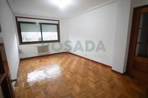 Piso en calle de Tui