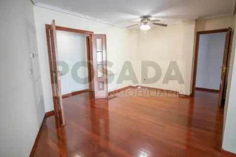 Piso en calle del Conde de Torrecedeira