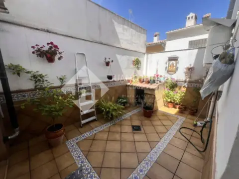 Casa en Jardin Lucena- Nelia de Las Nieves