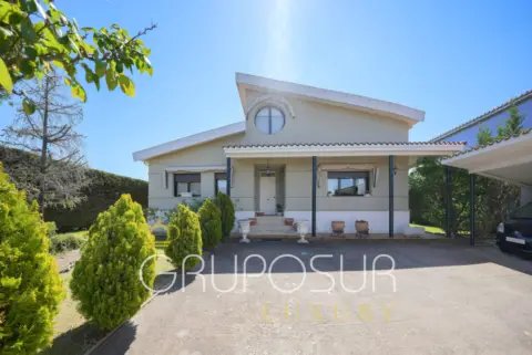 Chalet en calle de Bergantín, 1