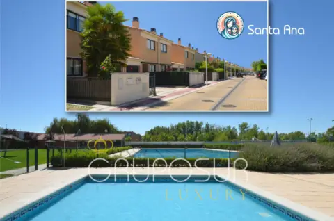 Chalet adosado en calle de Berlín