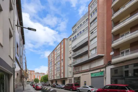 Piso en calle de la Independencia, 1
