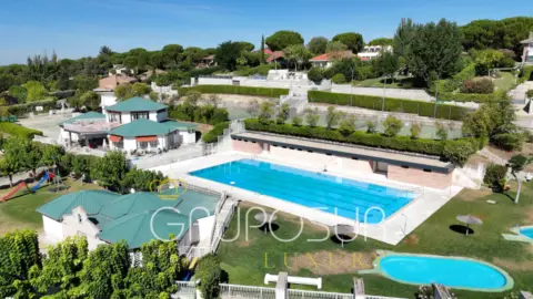 Chalet en Urbanización el Otero, 1