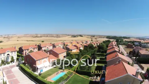 Chalet en Plaza de la Ópera, 1