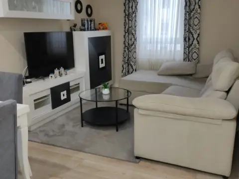 Piso en calle de José María Escuza