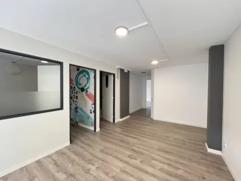 Local comercial en Carrer d'Avel·lí Xalabarder, 42