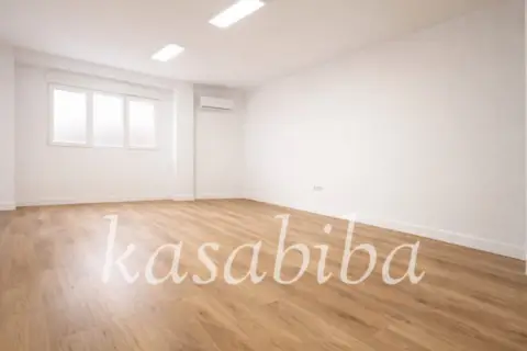 Piso en calle de la Huerta