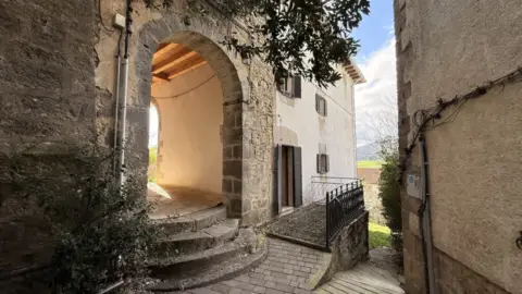 Casa rústica en calle San Martín