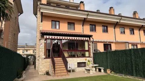 Chalet adosado en Paseo Cierzo