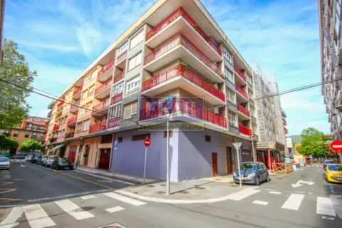 Local comercial en calle Pello Vishente