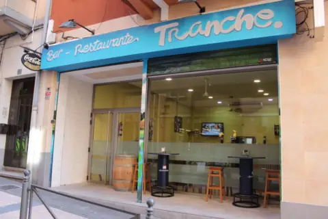 Local comercial en calle de Juan Arana, 13