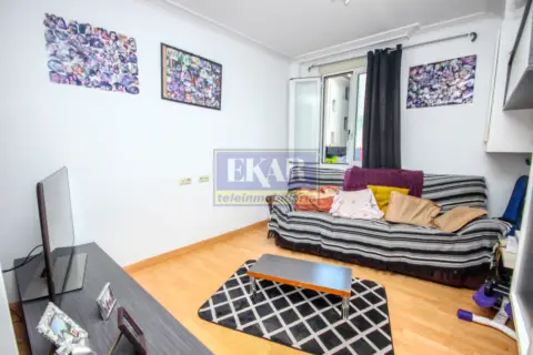 Piso en Colon Pasealekua