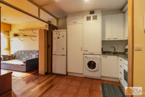 Apartamento en Rúa de Isidro Parga Pondal