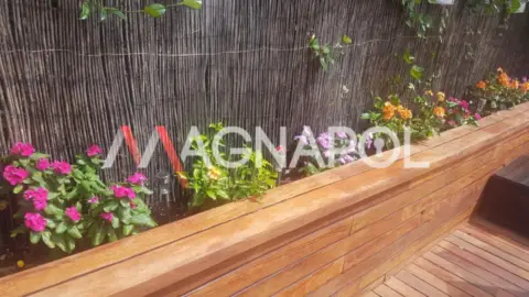 Chalet pareado en Próximo A C.Comercial y Colegio