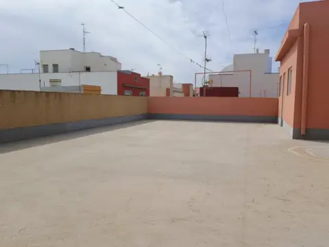 Casa adosada en calle Avegato