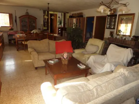 Finca rústica en La Aljorra