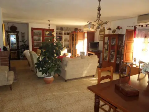 Finca rústica en La Aljorra