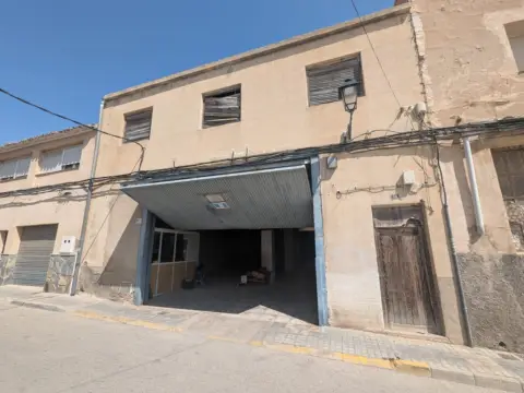 Nave comercial en Carrer de Salinas