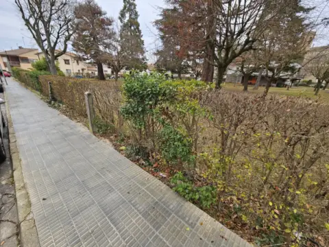 Terreno en Carrer de Lourdes